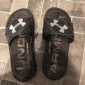 under armour slides